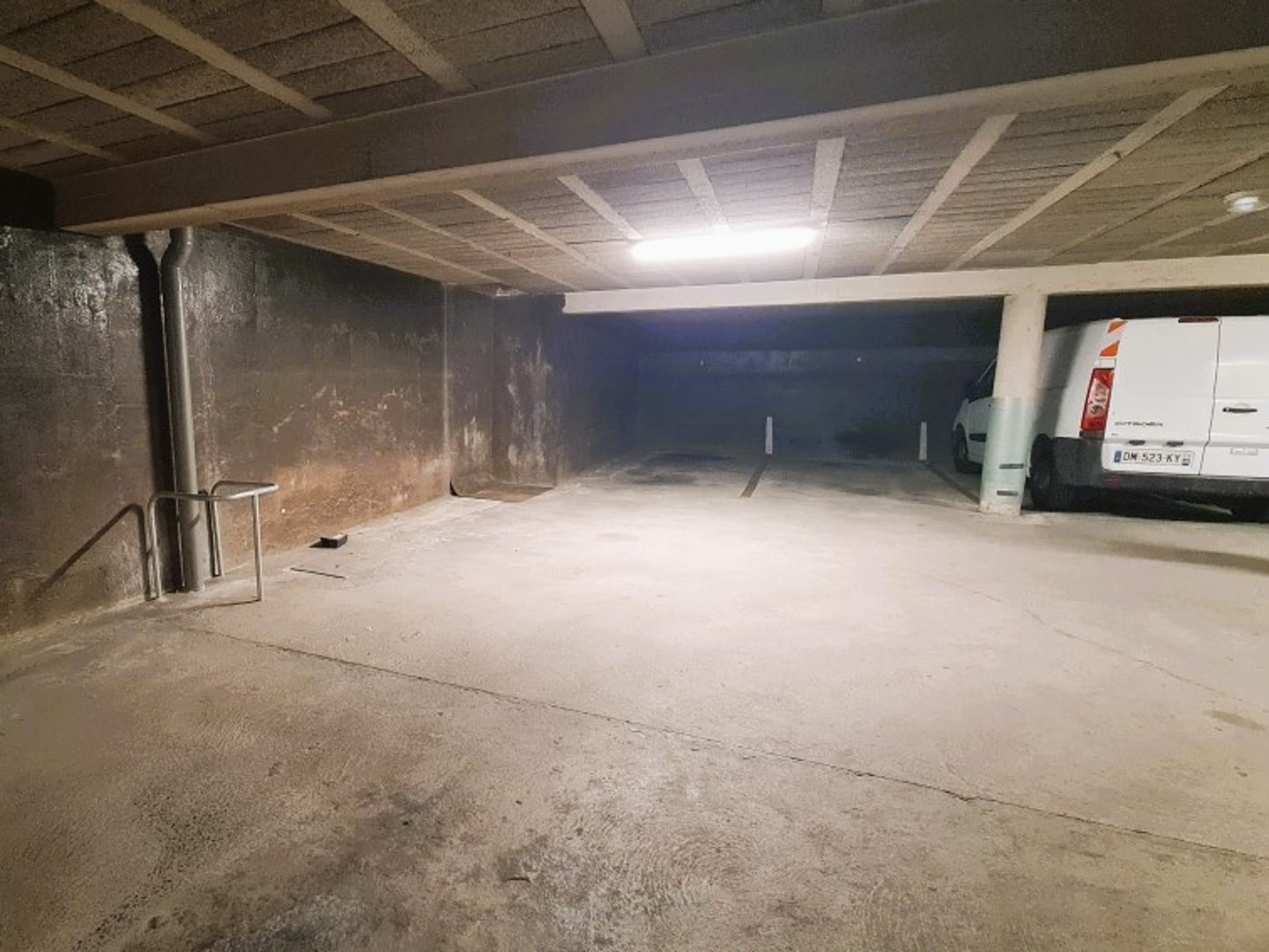 Parking / garage / box à vendre - 13m2 - Nantes (44000)