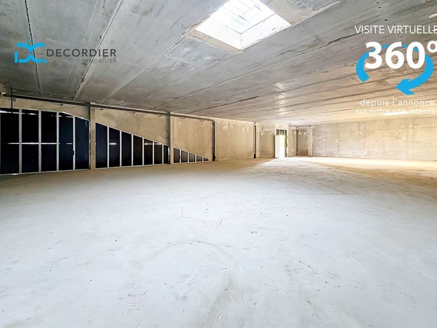 Locaux à vendre - 271m2 - Évian-Les-Bains (74500)
