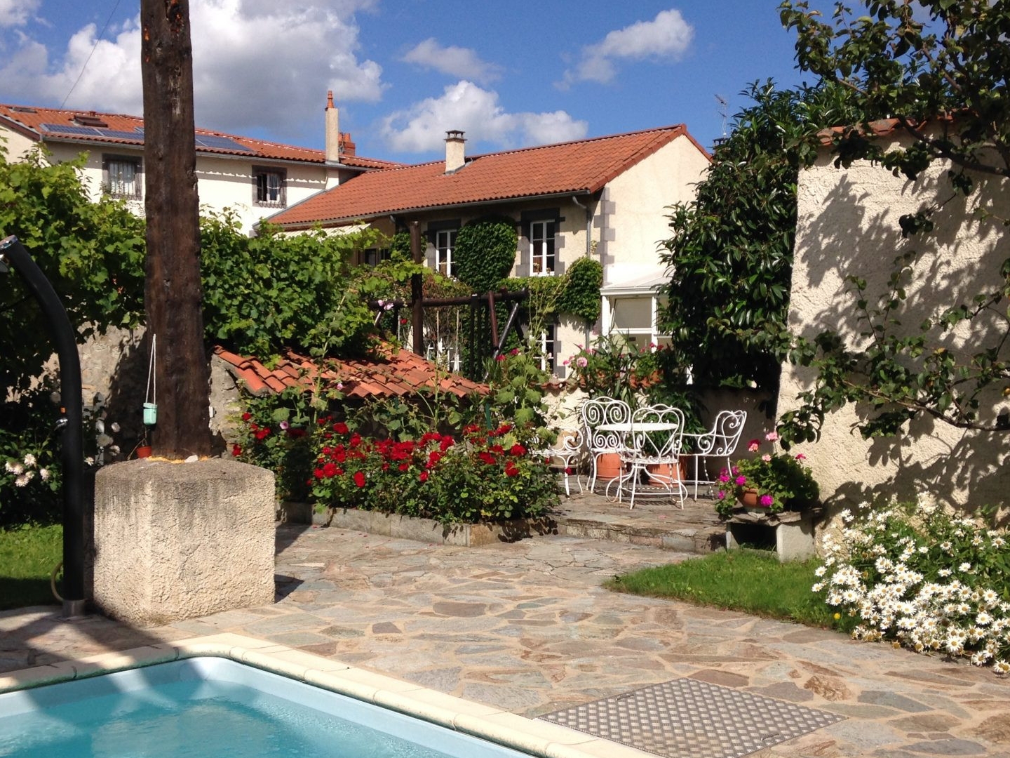 Ensemble immobilier de 320 m² à Pont-du-Château