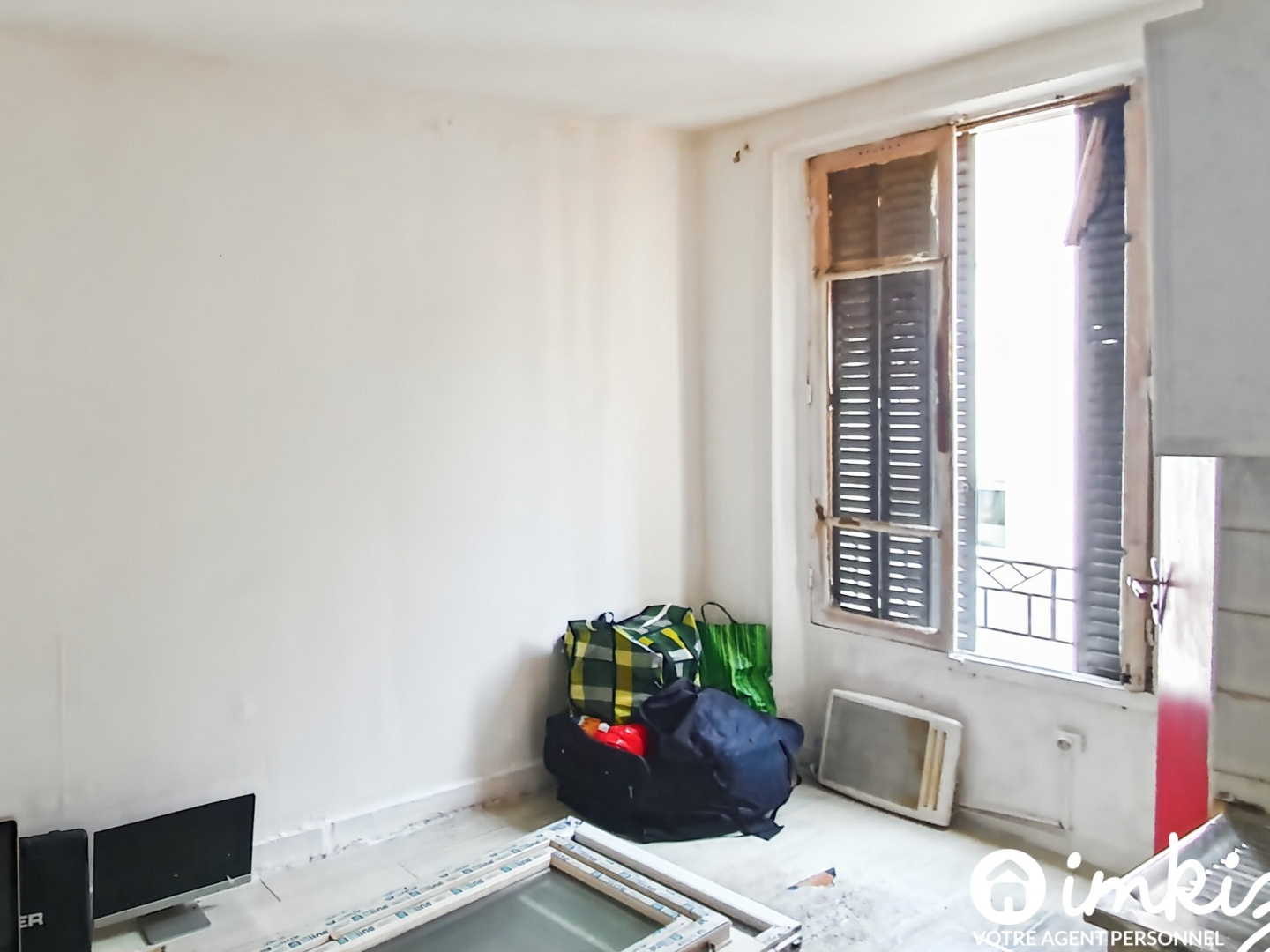 Appartement 1 pièce a rénover