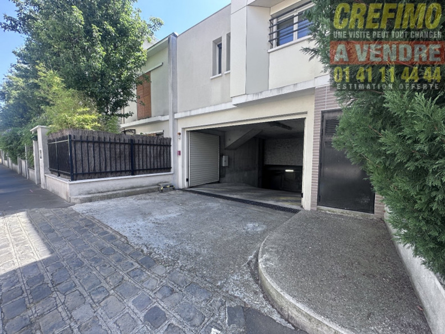 Parking intérieur 12 m²