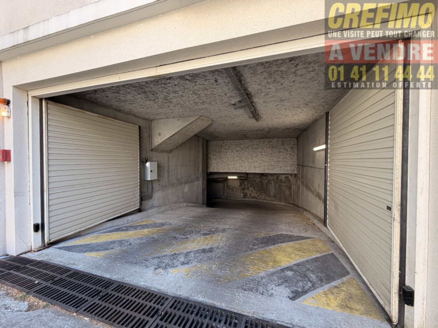Parking / garage / box à vendre - 12m2 - Asnières-Sur-Seine (92600)