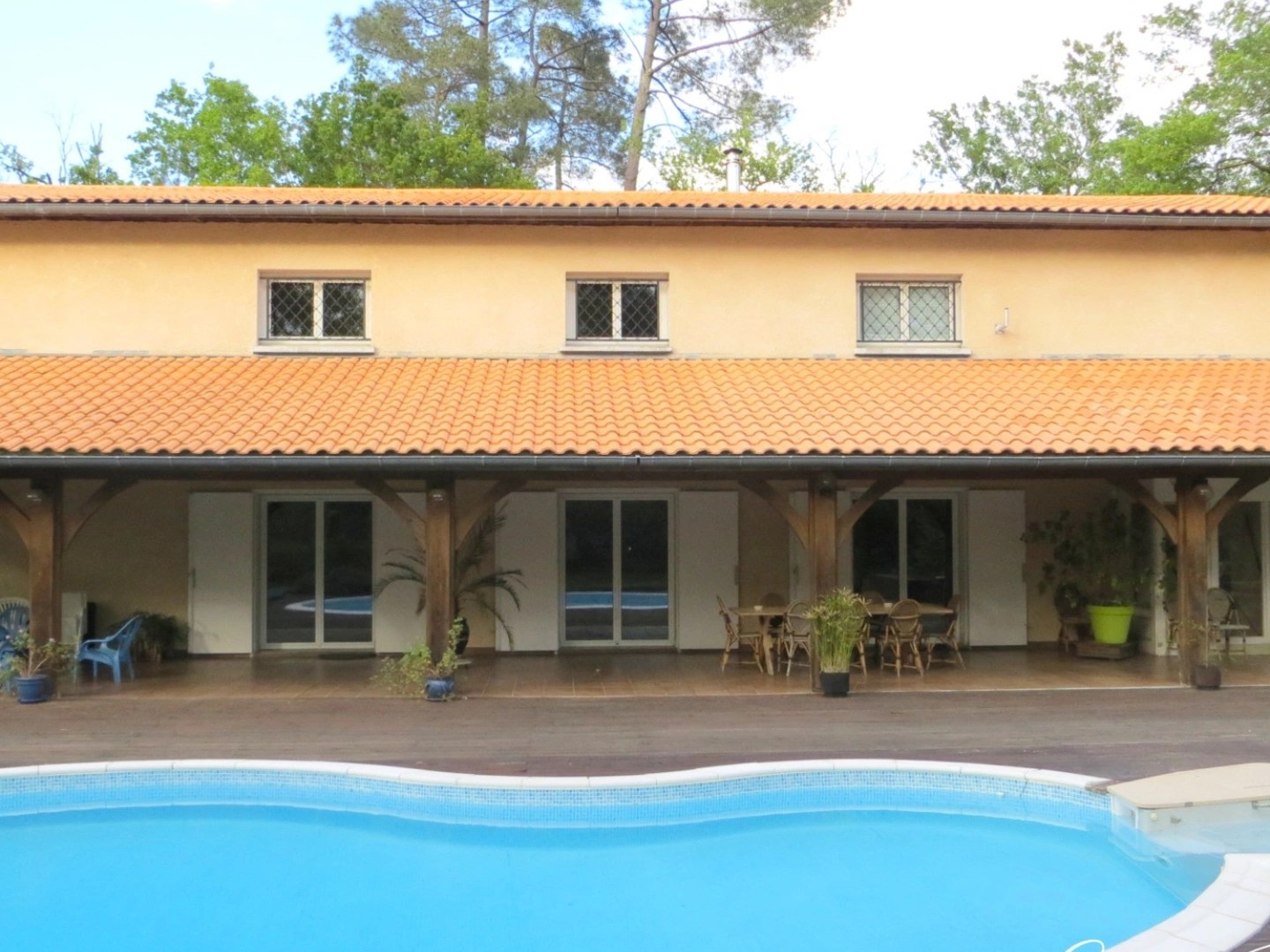 Maison 8 pièces 460 m²