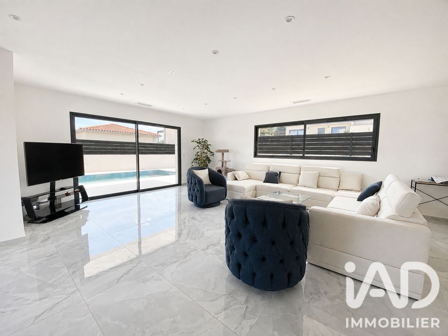 Maison à vendre - 5 pièces - 192m2 - Narbonne (11100)