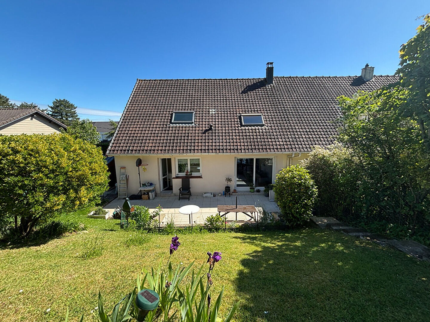 Immeuble 10 pièces 184 m²