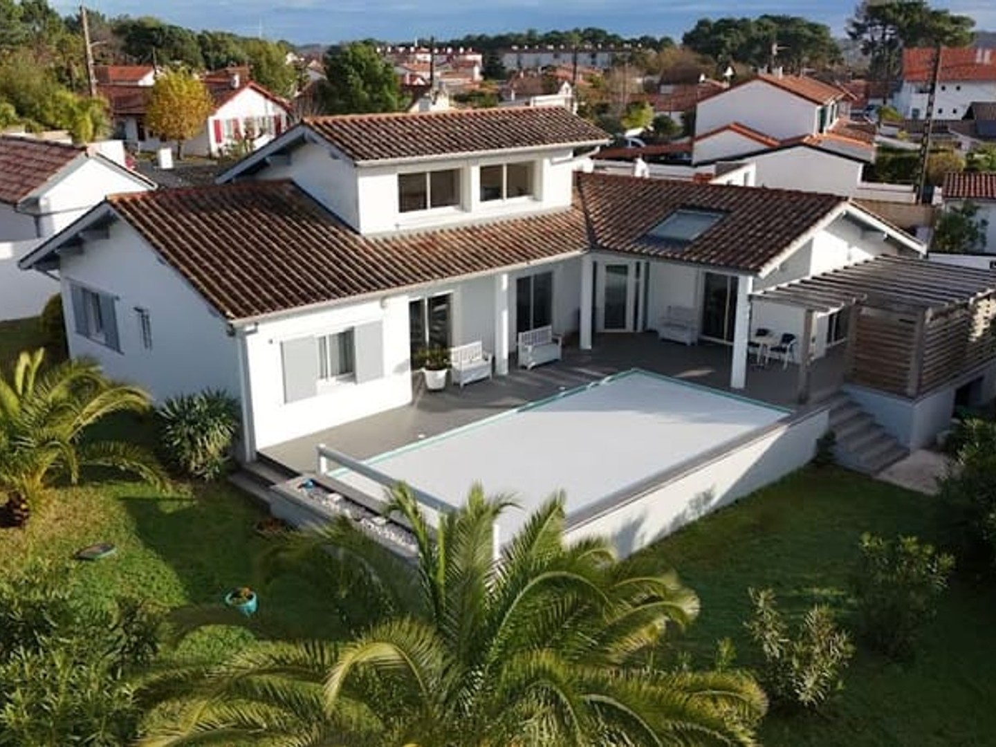 Propriété 5 pièces 220 m²