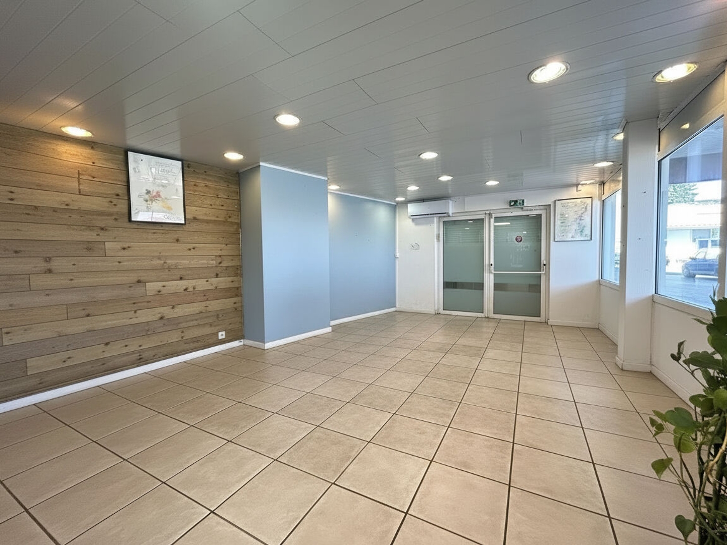Magasin à vendre - 3 pièces - 49m2 - Saint-Médard-En-J... (33160)