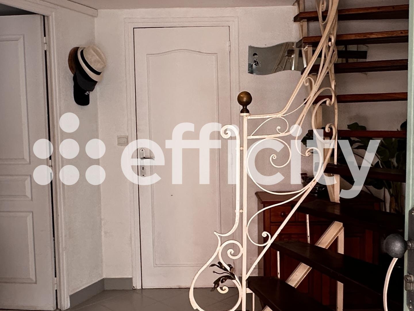 Maison à vendre - 3 pièces - 75m2 - Pierrelatte (26700)