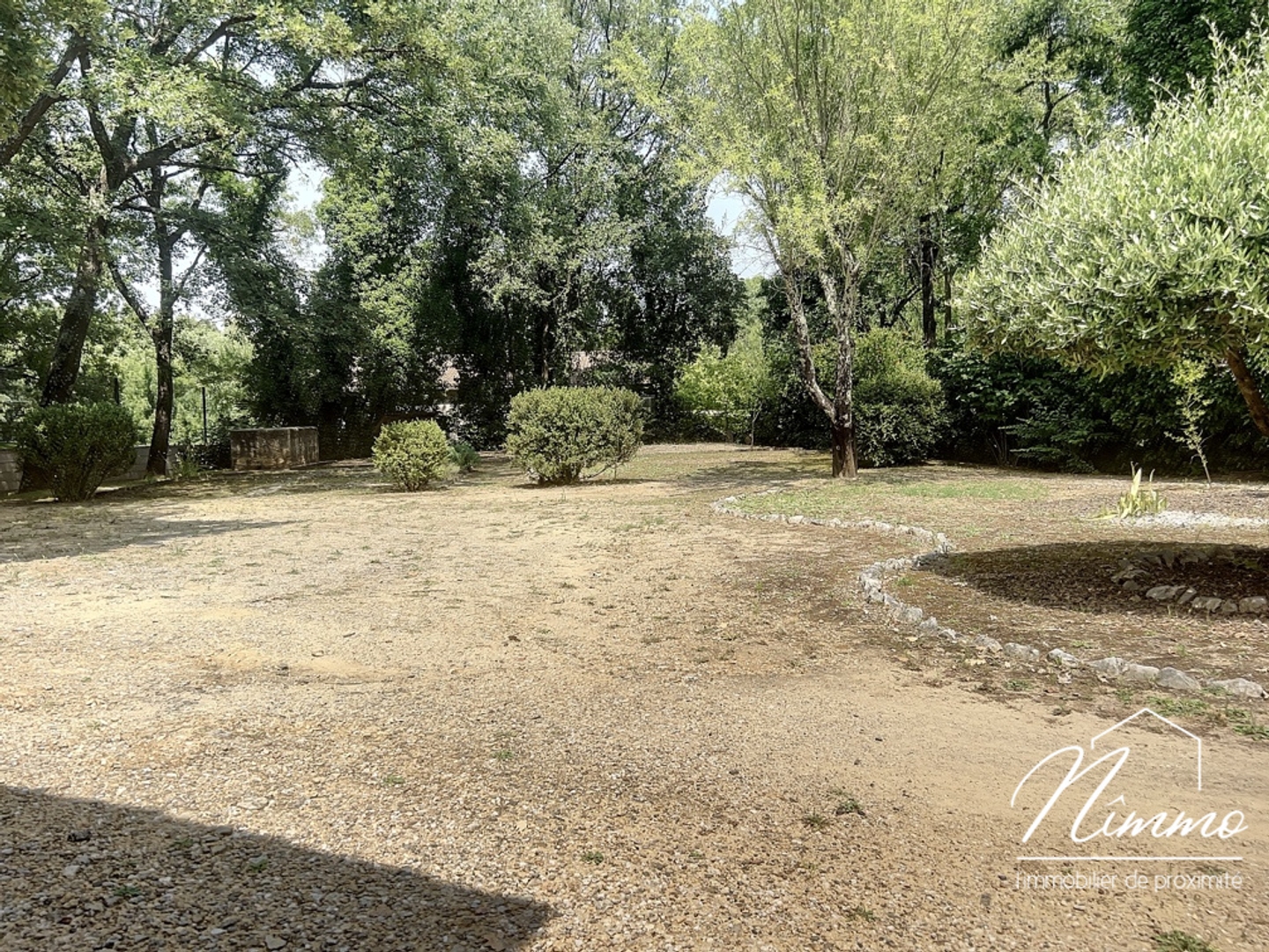 Terrain à vendre - 559m2 - Saint-Mamert-Du-Gard (30730)