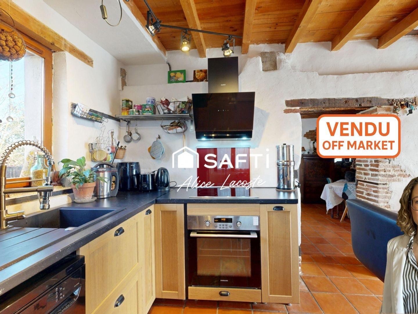 Ancienne ferme avec cachet et grand terrain