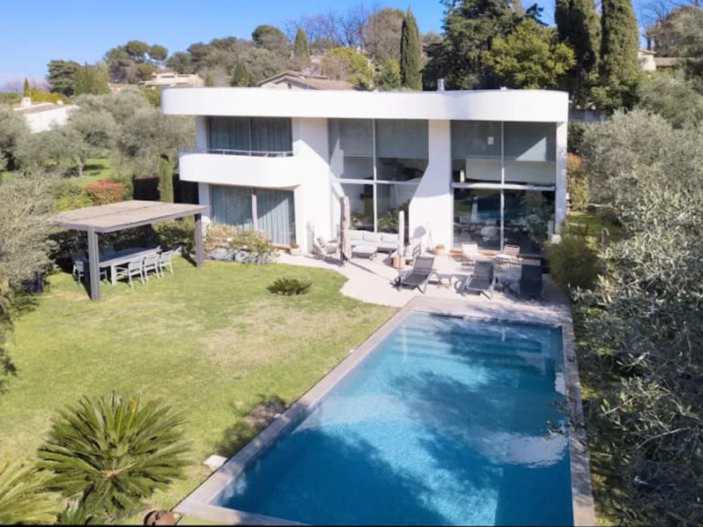 Maison à vendre - 6 pièces - 235m2 - Valbonne (06560)
