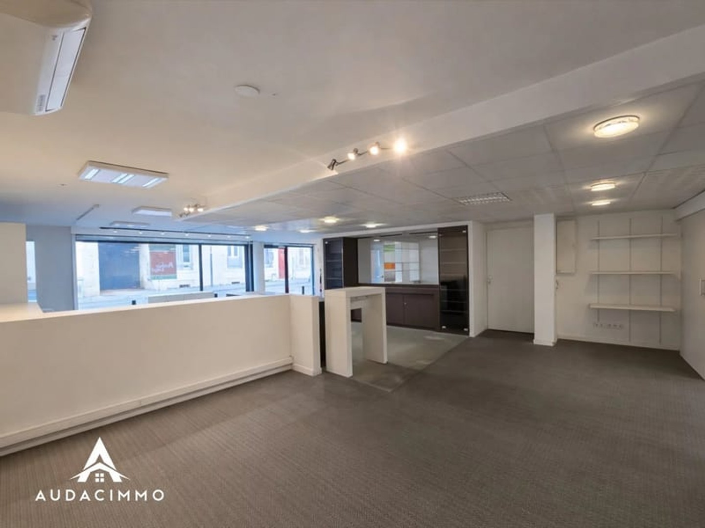 Parking / garage / box à vendre - 127m2 - Nancy (54000)