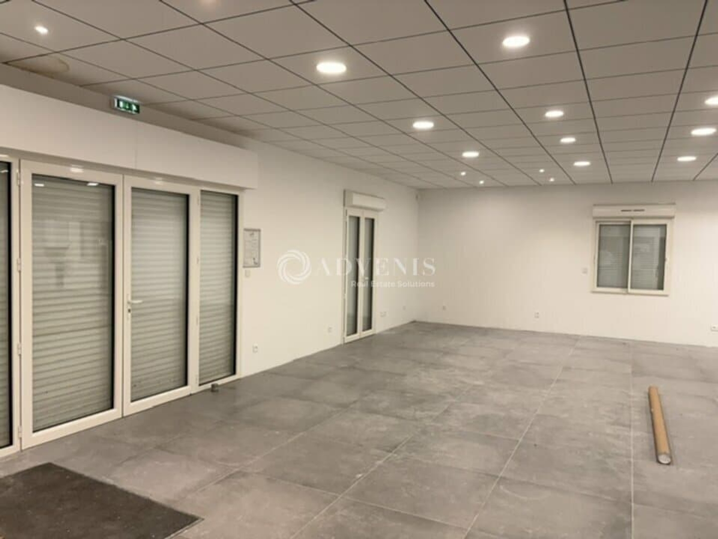 LOCAL D'ACTIVITE A VENDRE