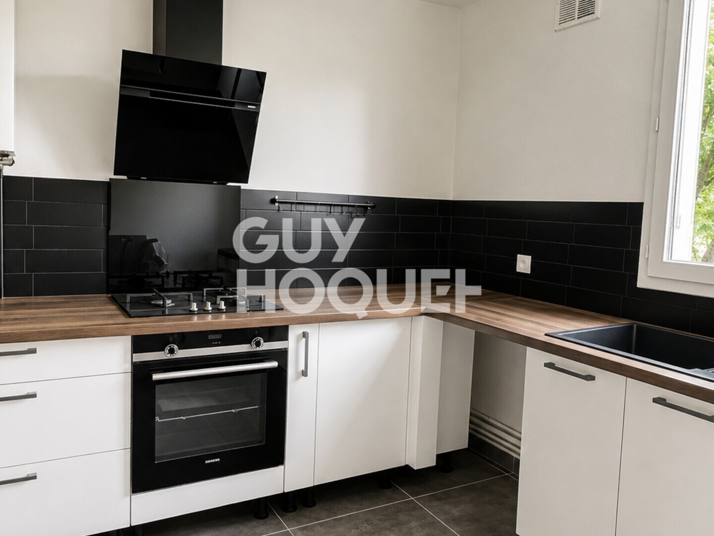 Appartement à vendre - 2 pièces - 56m2 - Aubervilliers (93300)