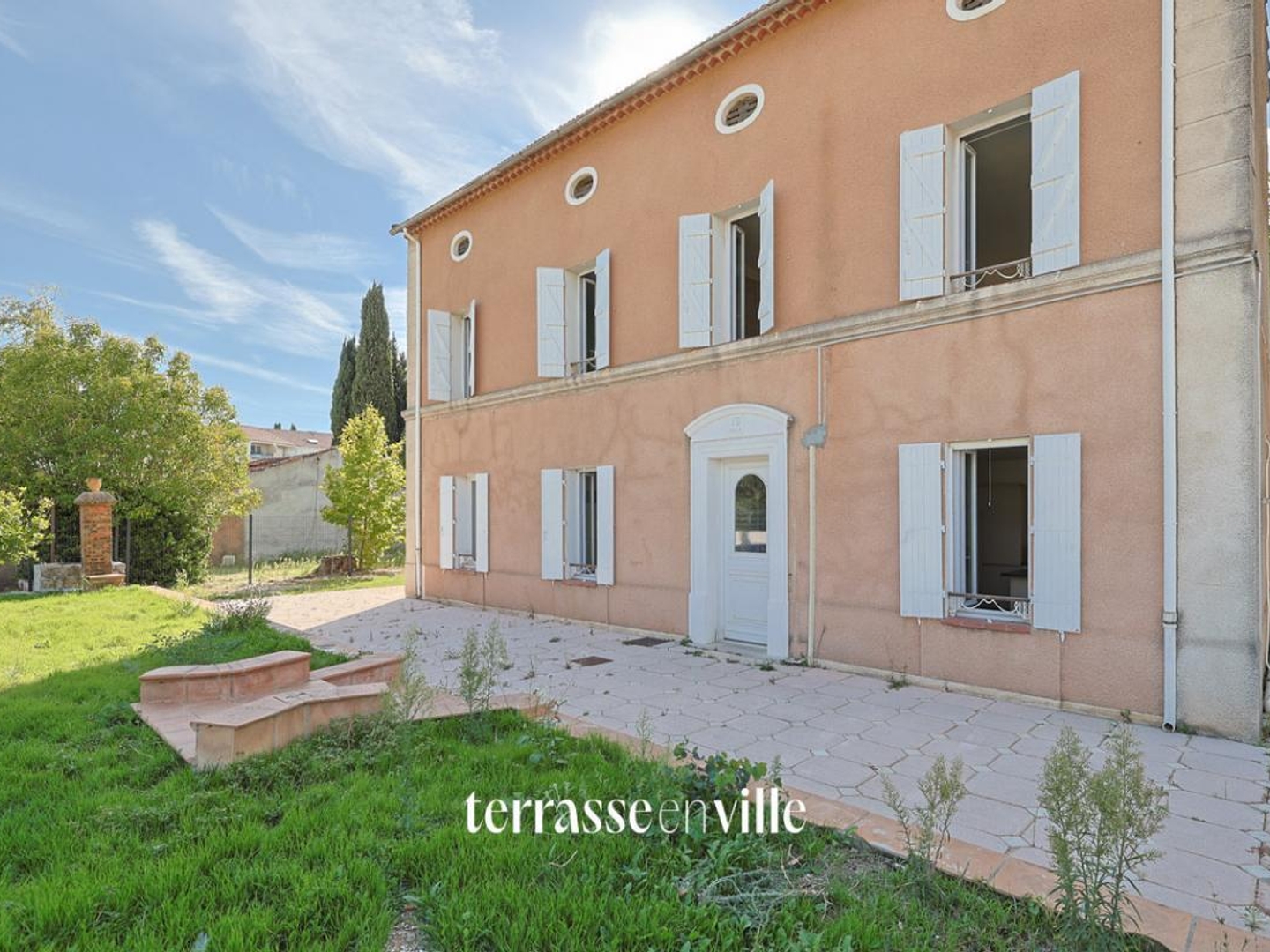 Vends maison - 153 m² - 5 pièces, 4 chambres - La Farlède 83210
