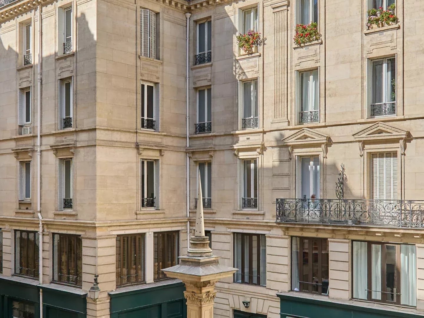Appartement à vendre - 3 pièces - 84m2 - Paris 1e (75001)