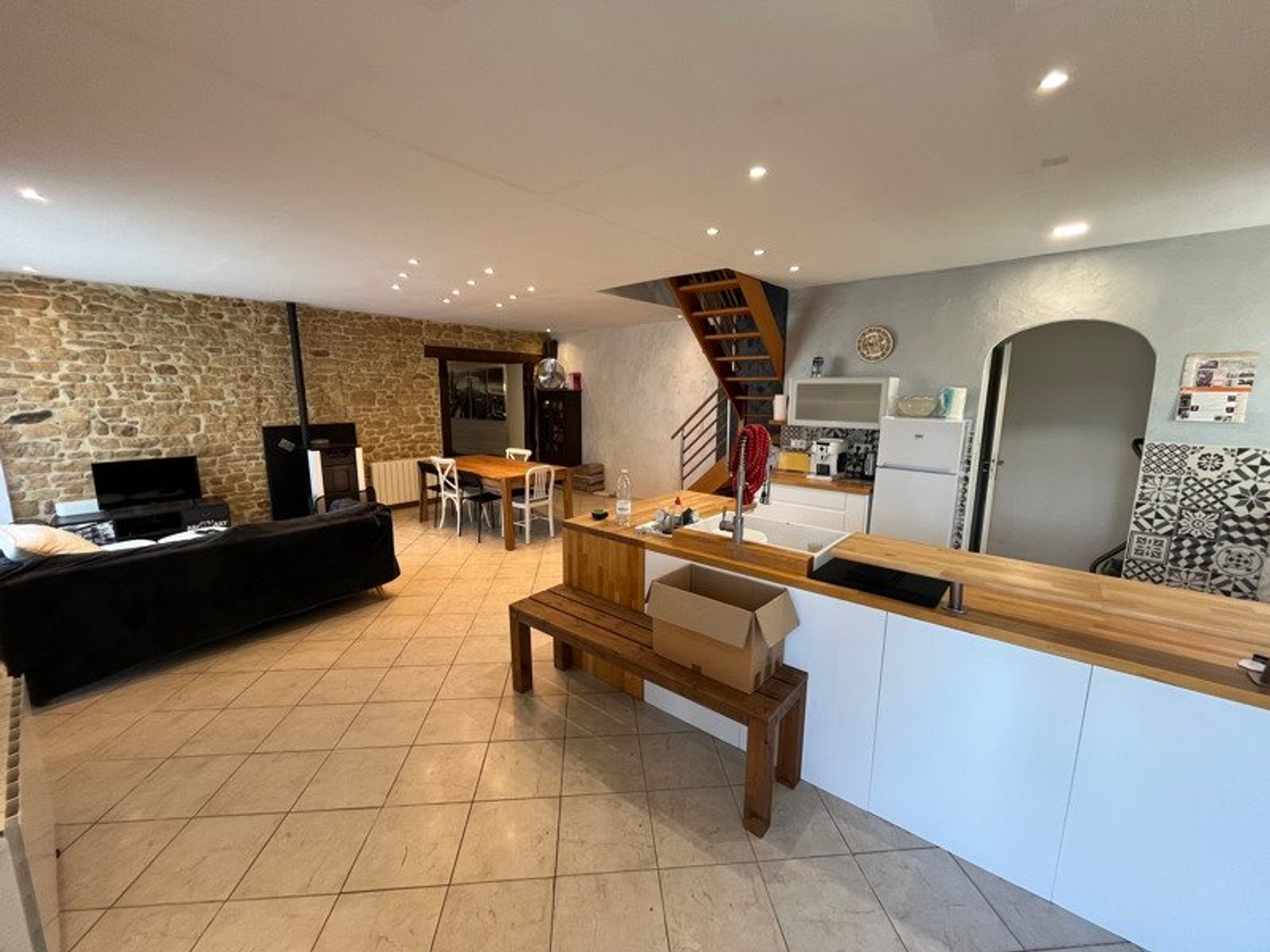 Maison à vendre - 8 pièces - 122m2 - Anlhiac (24160)