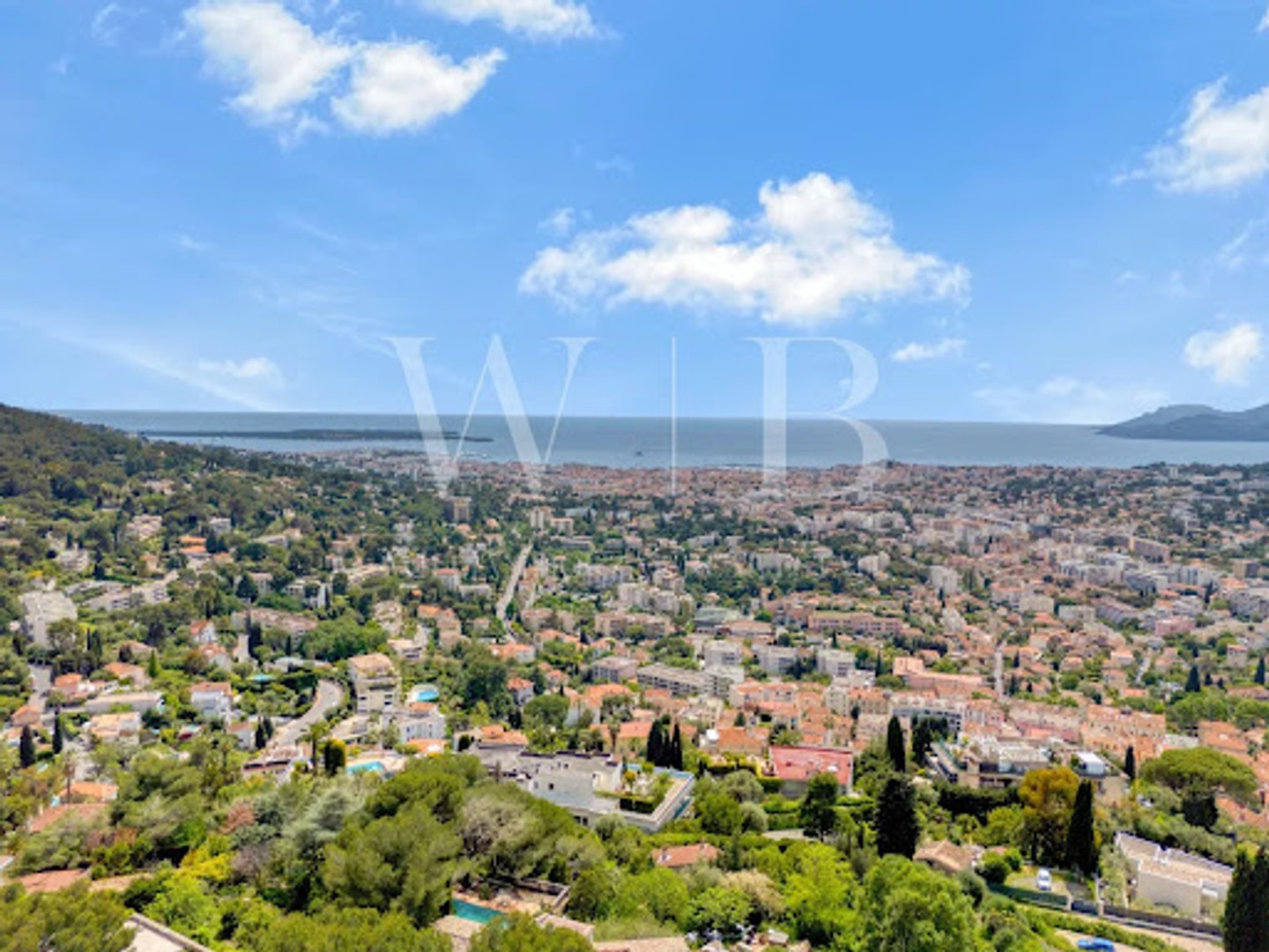 Maison à vendre - 6 pièces - 248m2 - Cannes (06400)