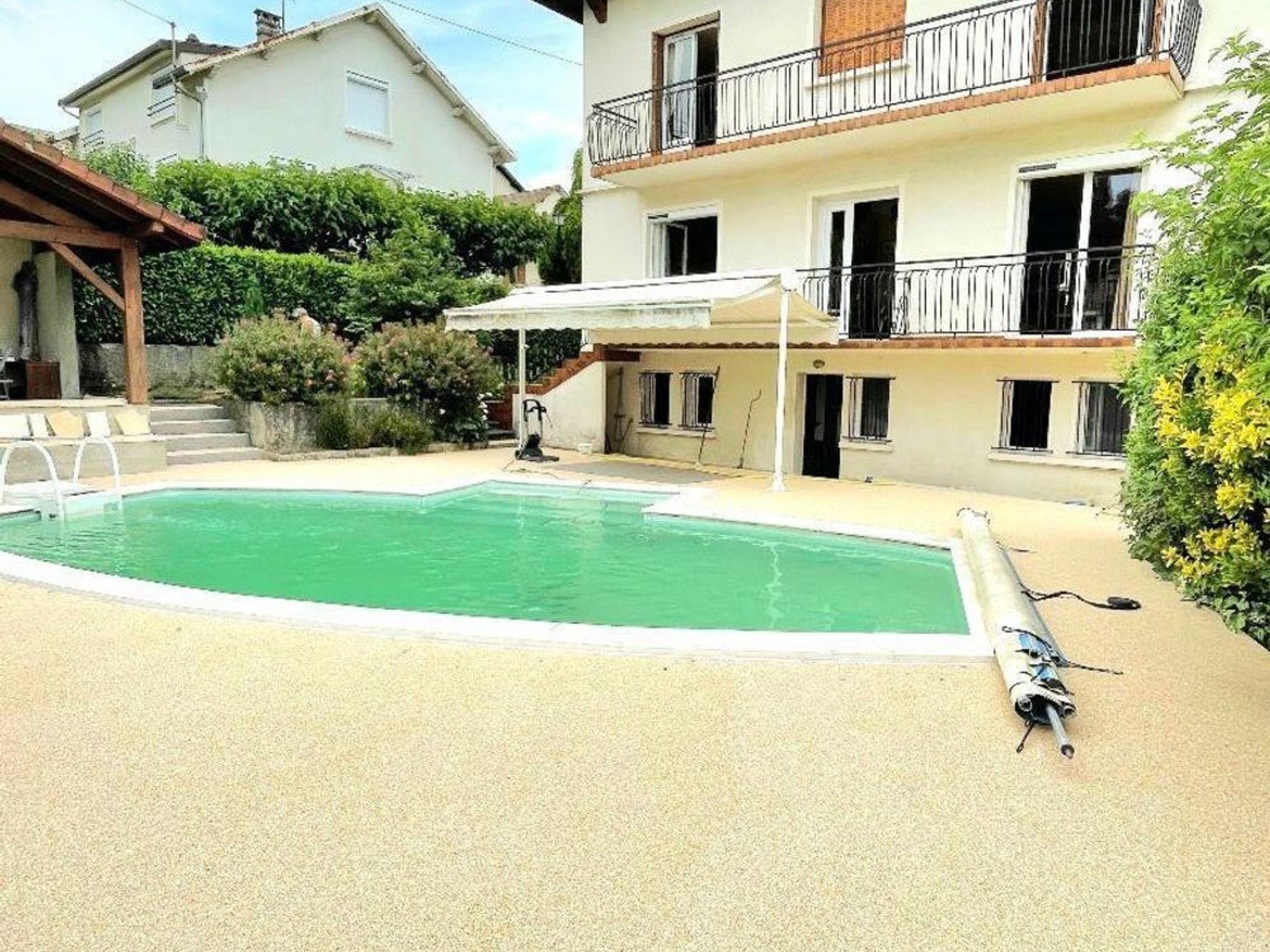 Maison 8 pièces 179 m²