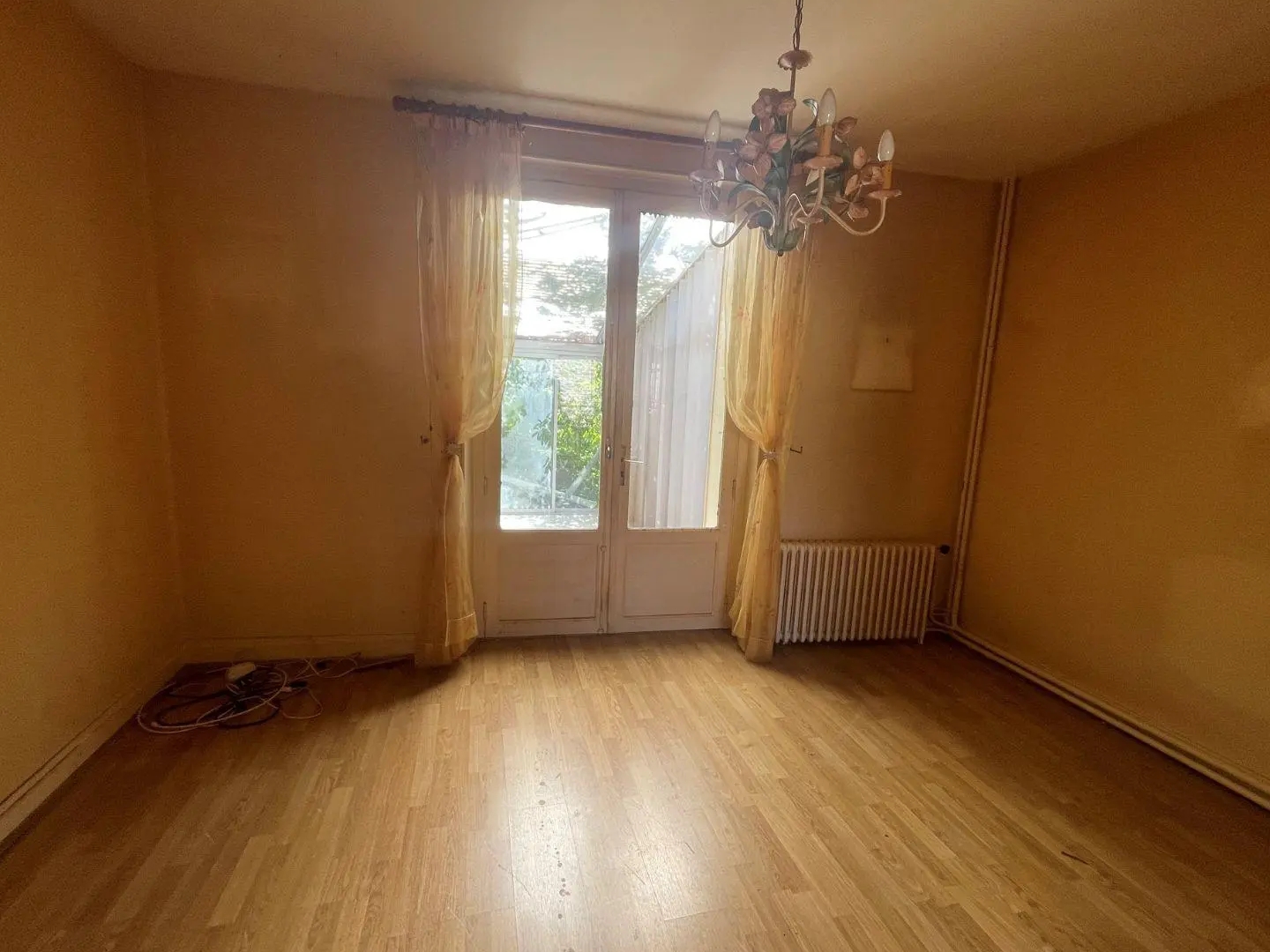 Maison à vendre - 3 pièces - 86m2 - Bessines-Sur-Gart... (87250)