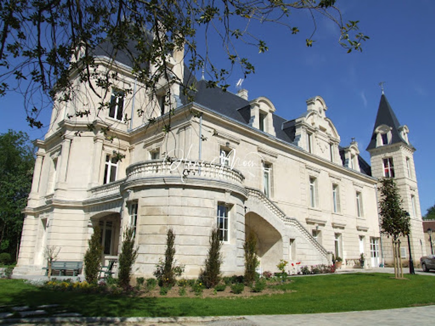 Château 15 pièces 750 m²