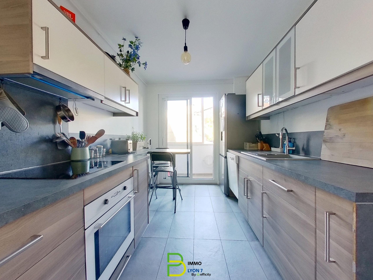 Appartement à vendre - 3 pièces - 71m2 - Lyon 7e (69007)