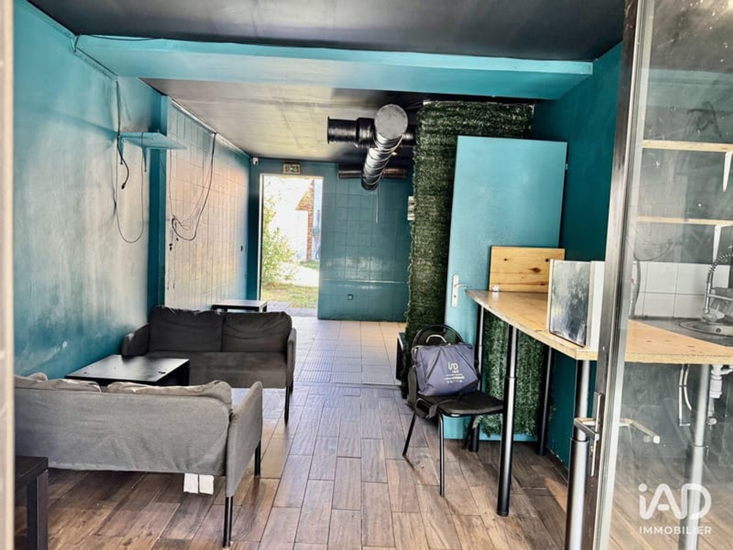 Magasin à vendre - 32m2 - Vert-Saint-Denis (77240)