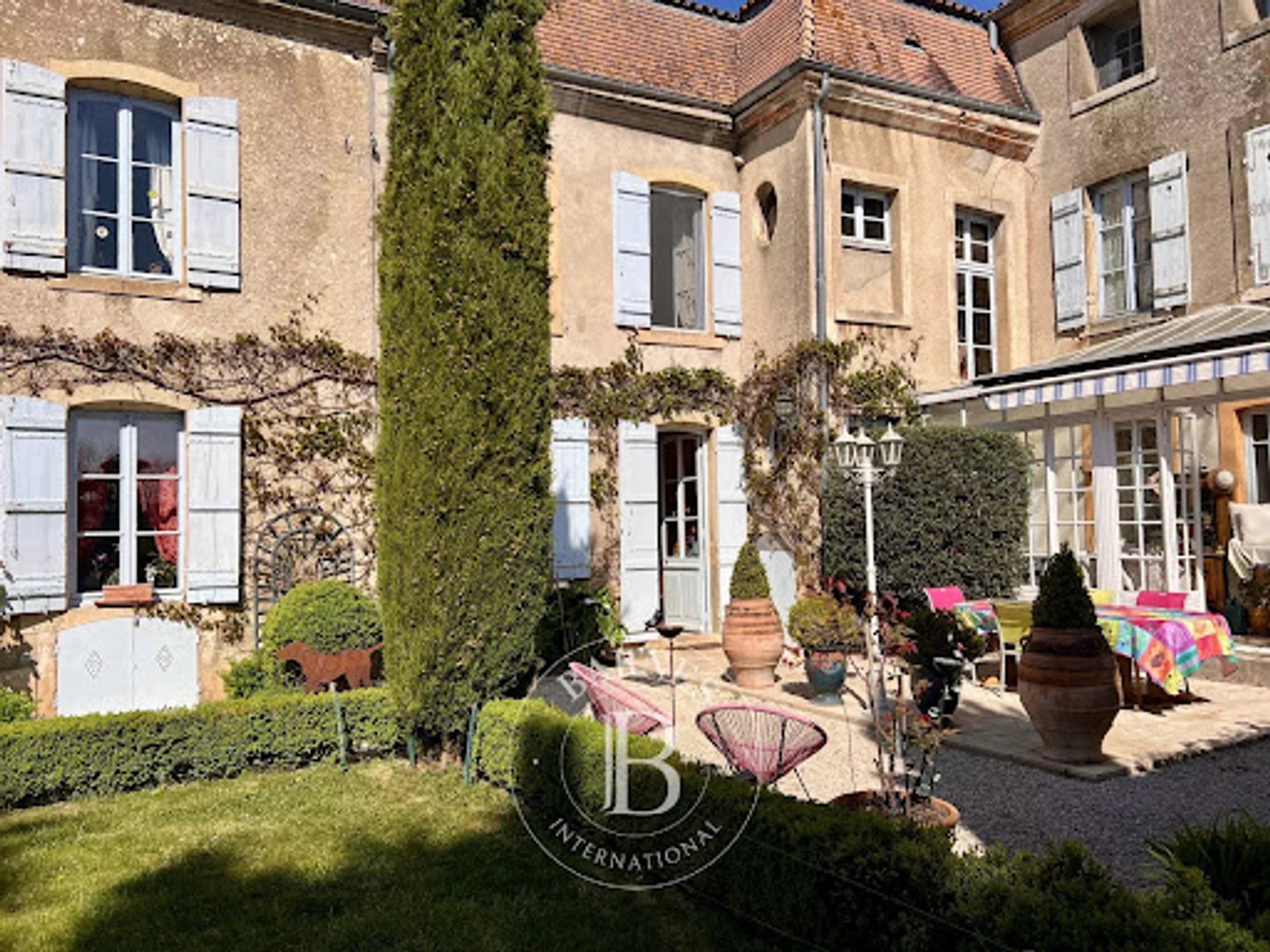 Maison 21 pièces 535 m²