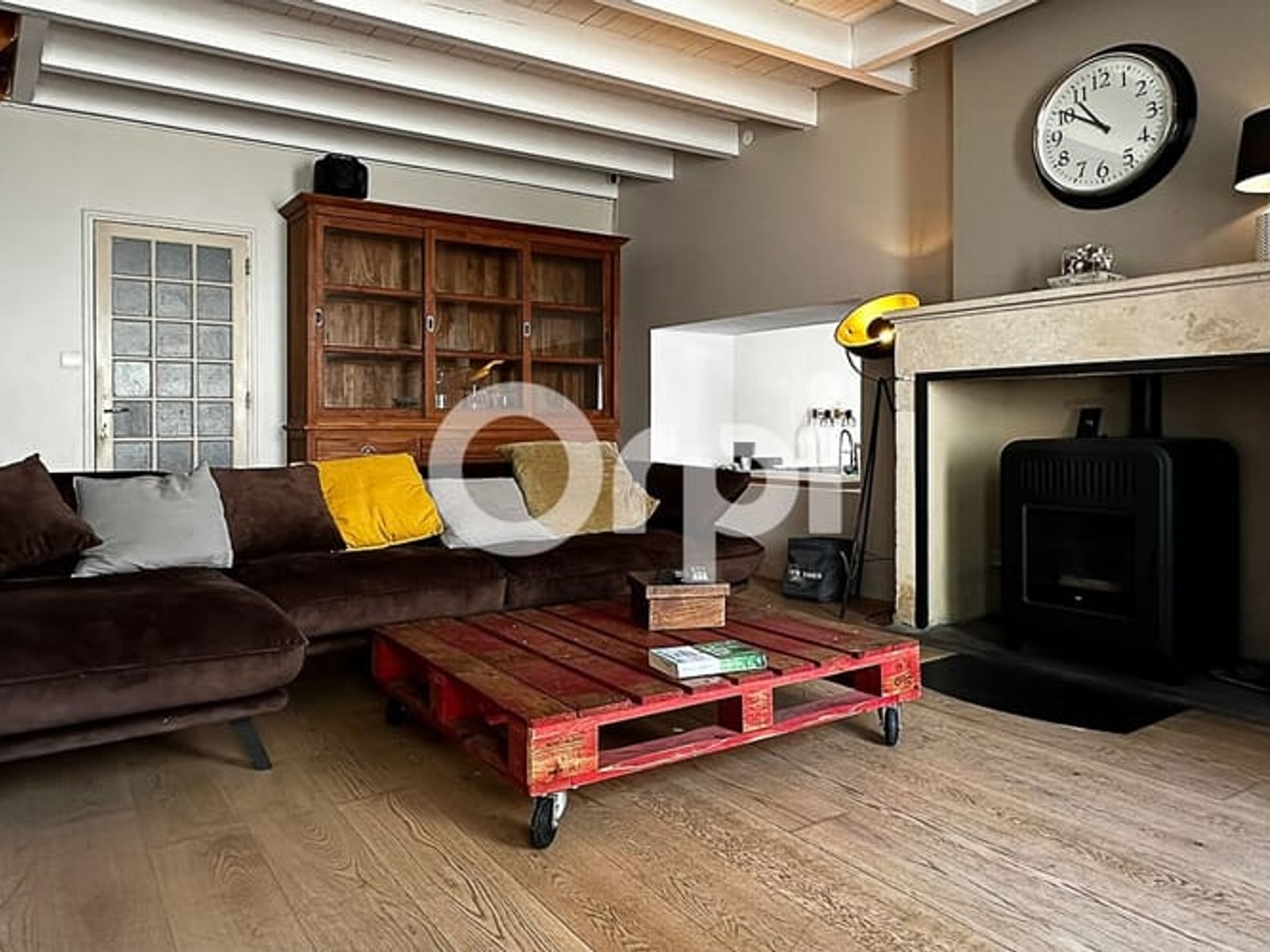 Maison à vendre - 4 pièces - 197m2 - Saint-Laurent-De-... (17450)
