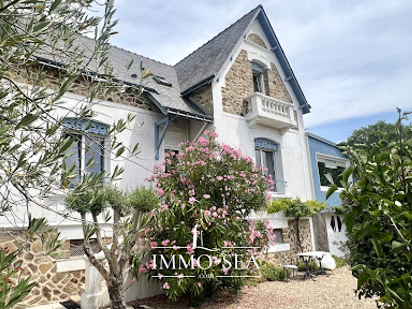 Maison 7 pièces 144 m²