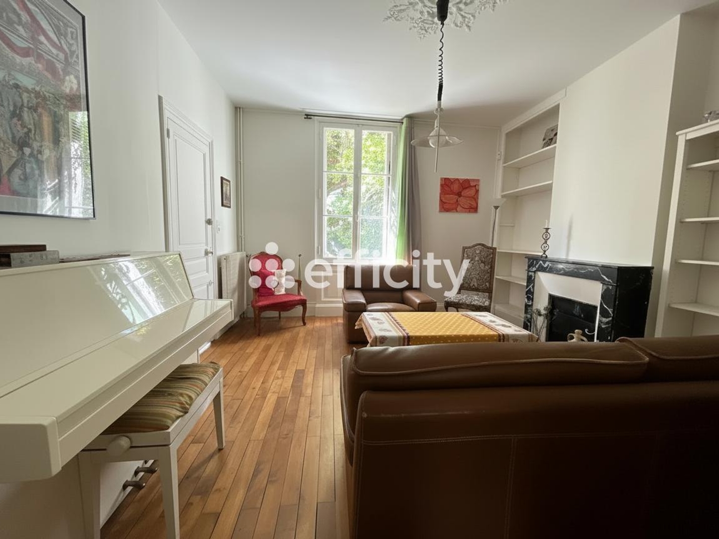 Maison à vendre - 6 pièces - 180m2 - Tours (37000)