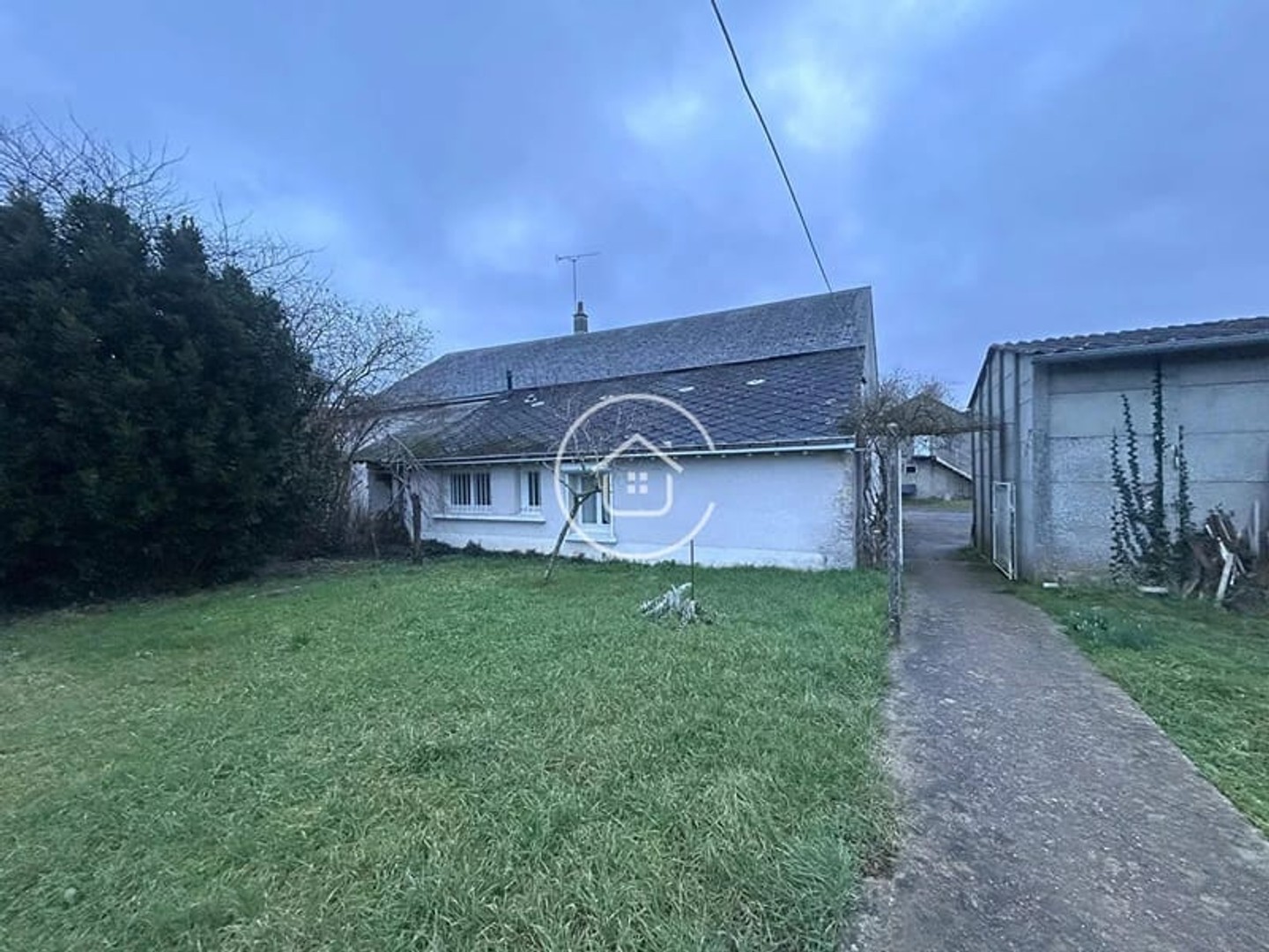 EXCLUSIVITE - ENSEMBLE IMMOBILIER- Authentique corps de ferme au