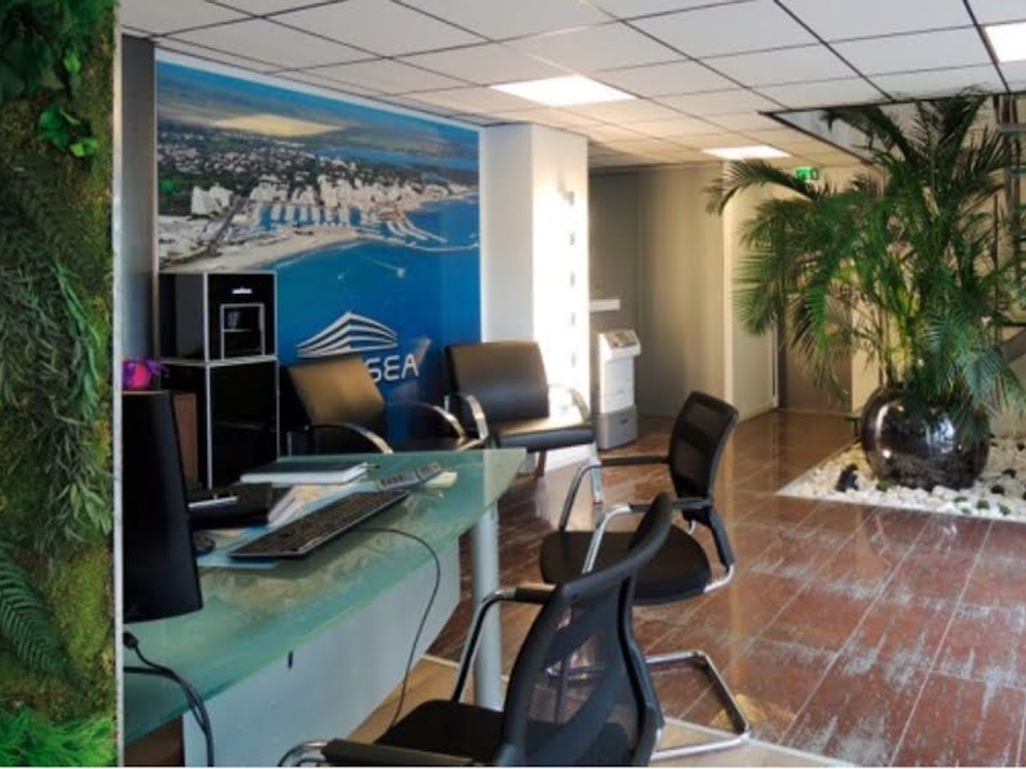 Locaux à vendre - 100m2 - La Grande-Motte (34280)