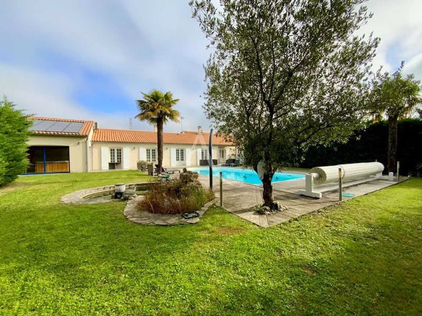 Maison 9 pièces 270 m²