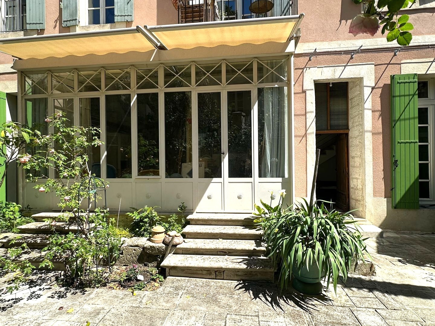 Appartement à vendre - 4 pièces - 150m2 - Avignon (84000)