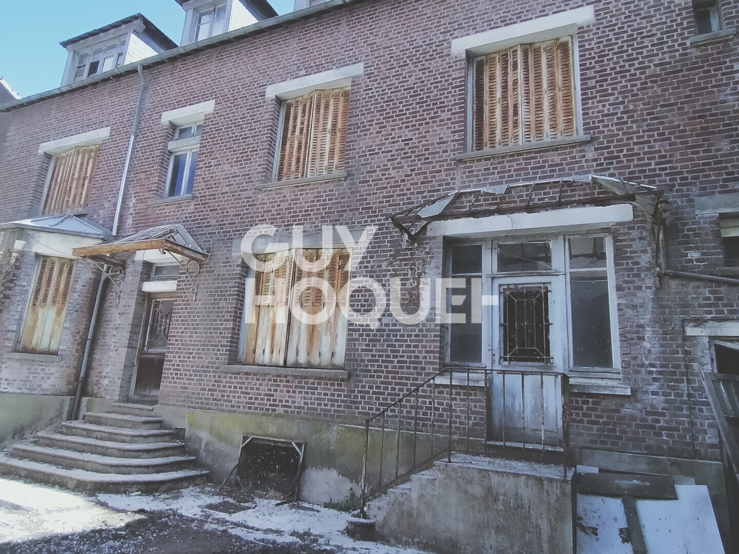 Maison à vendre - 7 pièces - 154m2 - Péronne (80200)