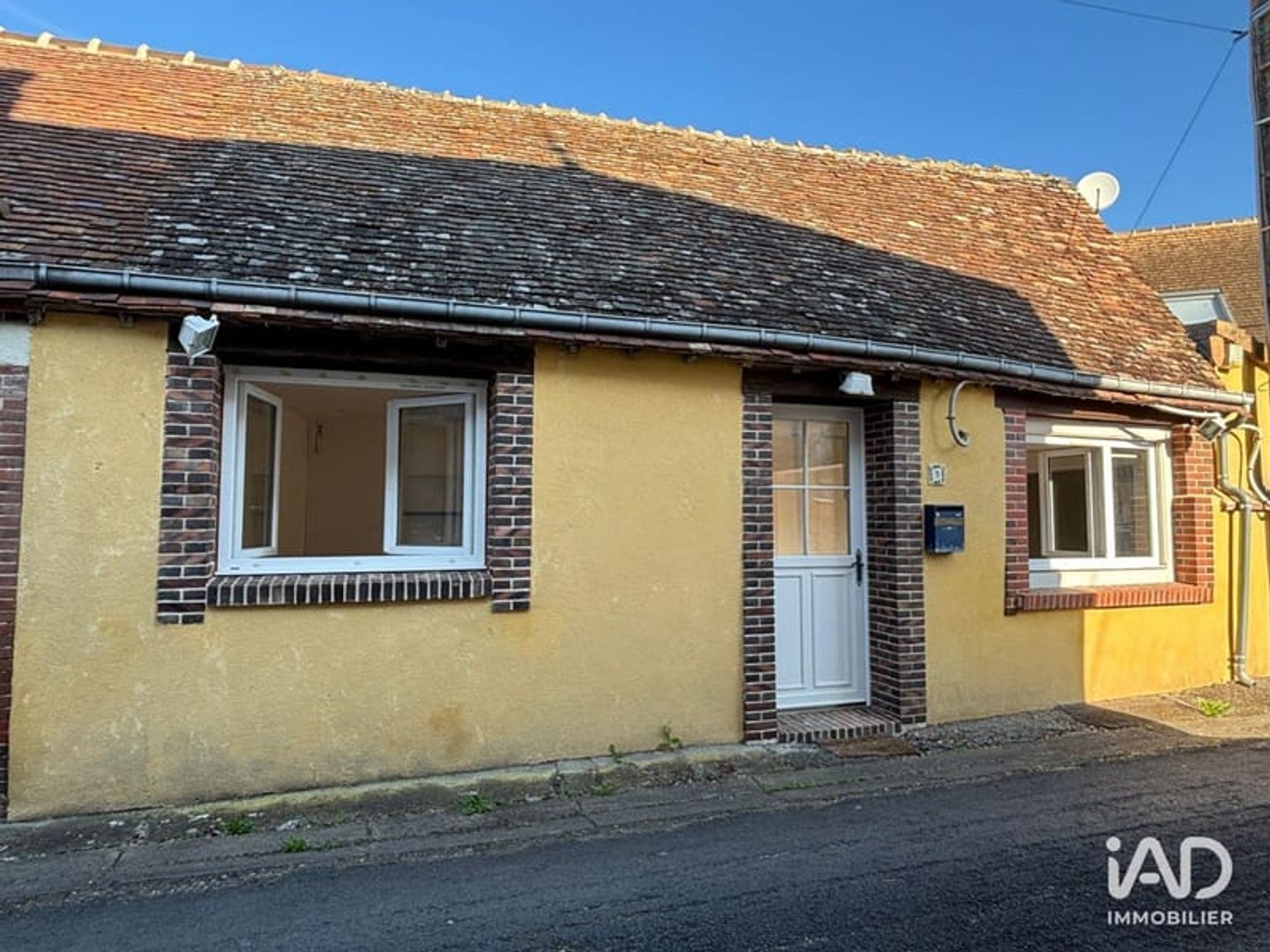Immeuble commercial 40 m²