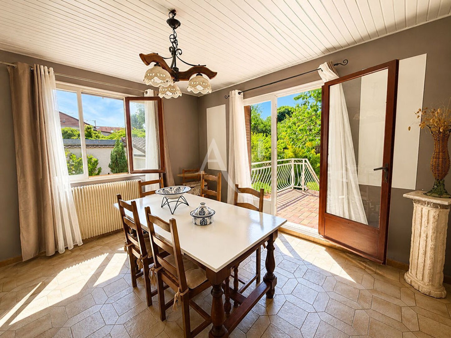 Maison à vendre - 6 pièces - 137m2 - Neuilly-Plaisance (93360)
