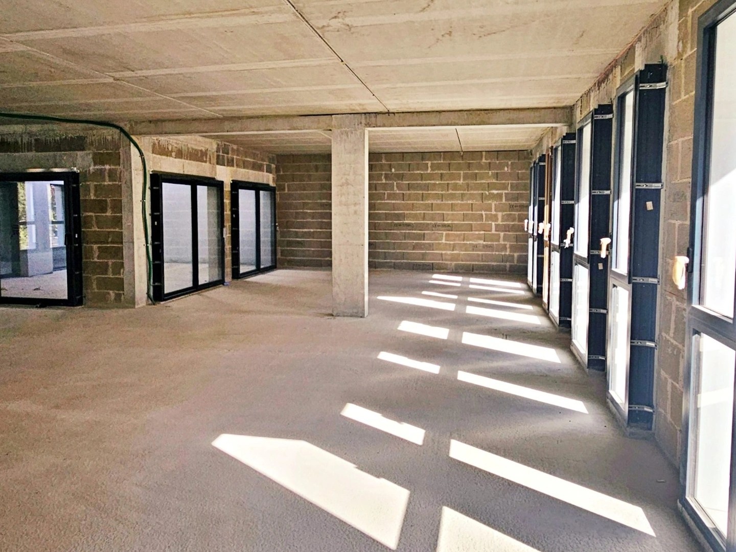 Commerce 1 pièce 265 m²