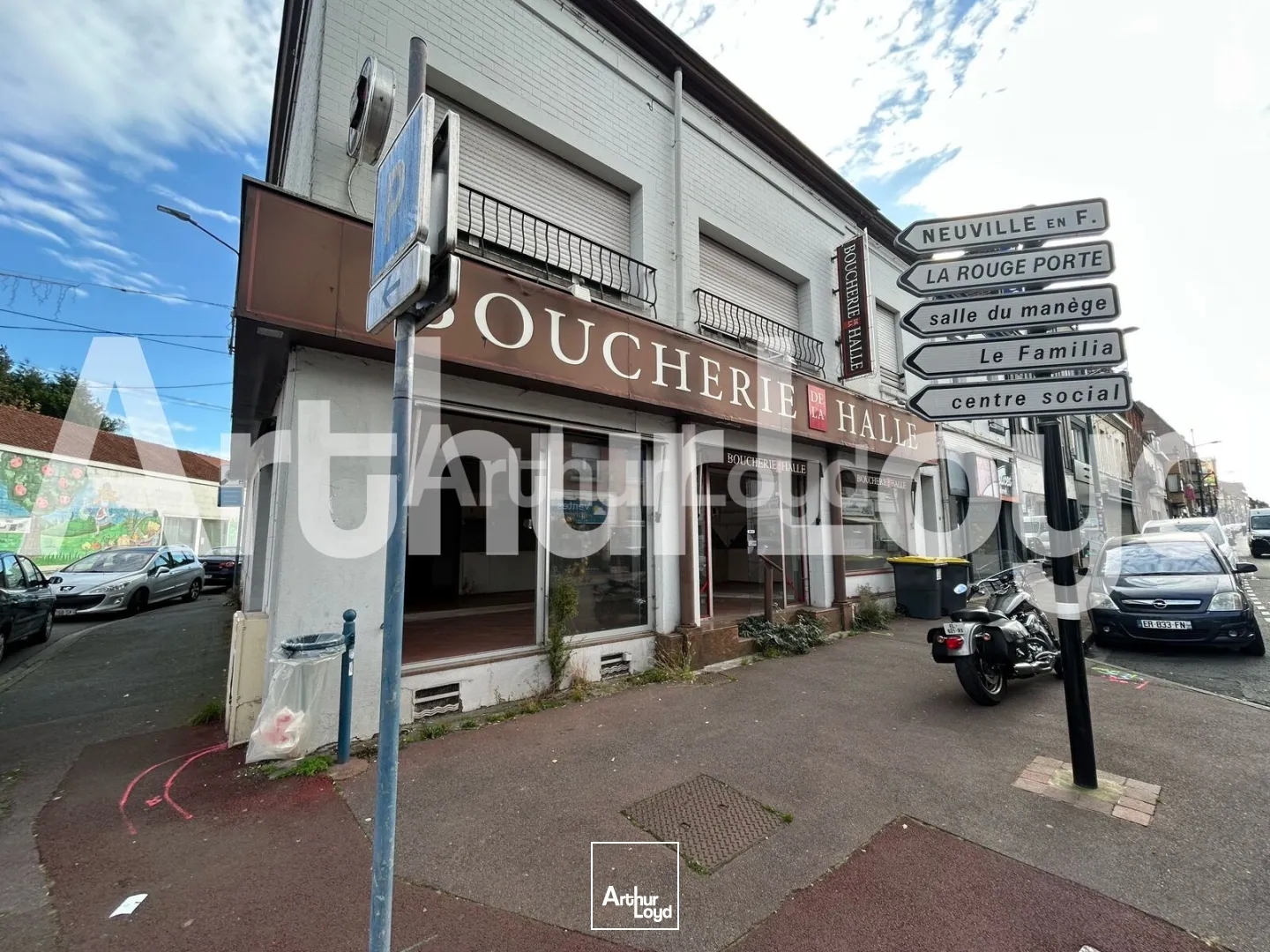 Vente local commercial à Halluin surface de 170 m² avec cave saine