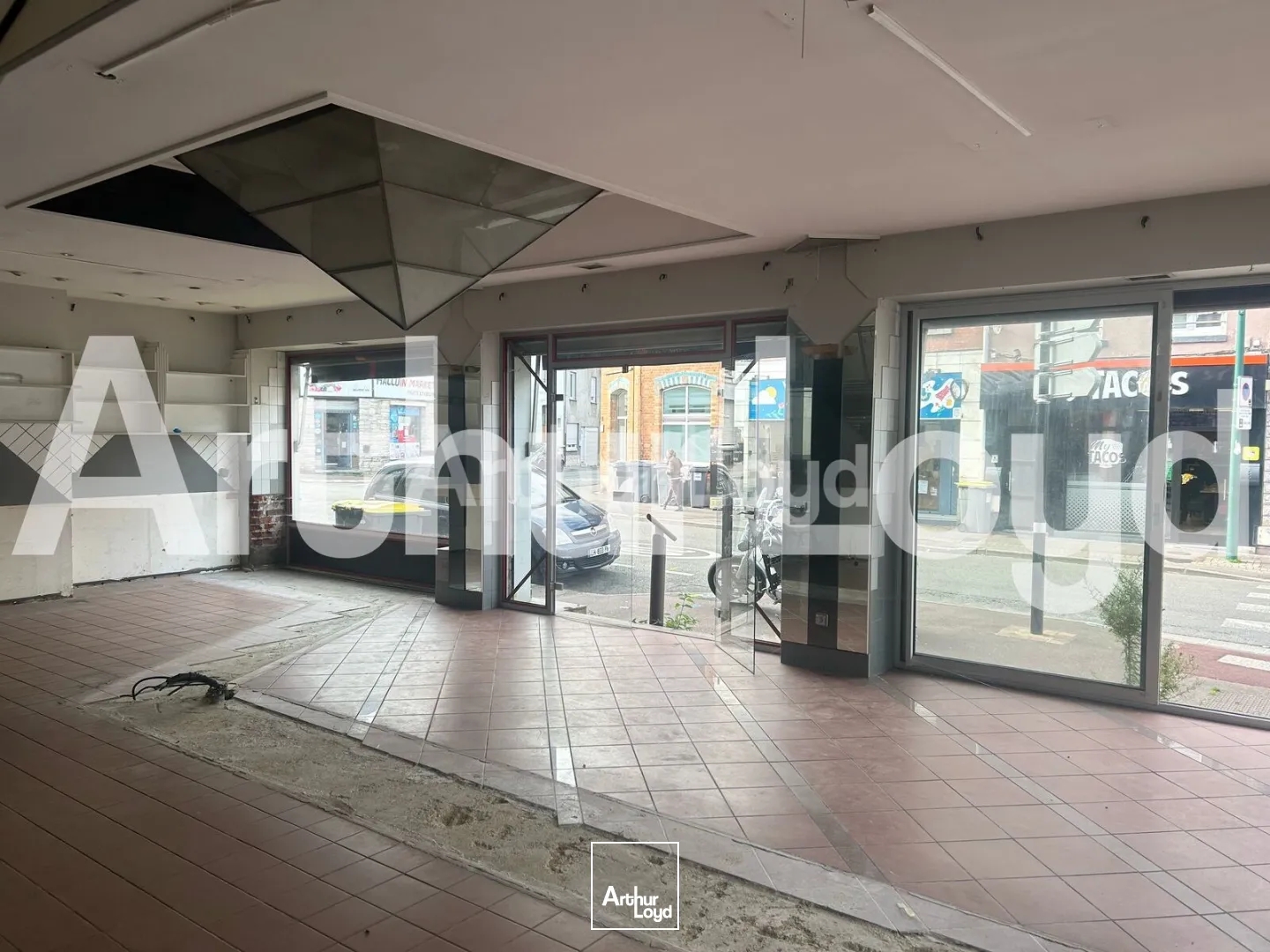 Locaux à vendre - 170m2 - Halluin (59250)