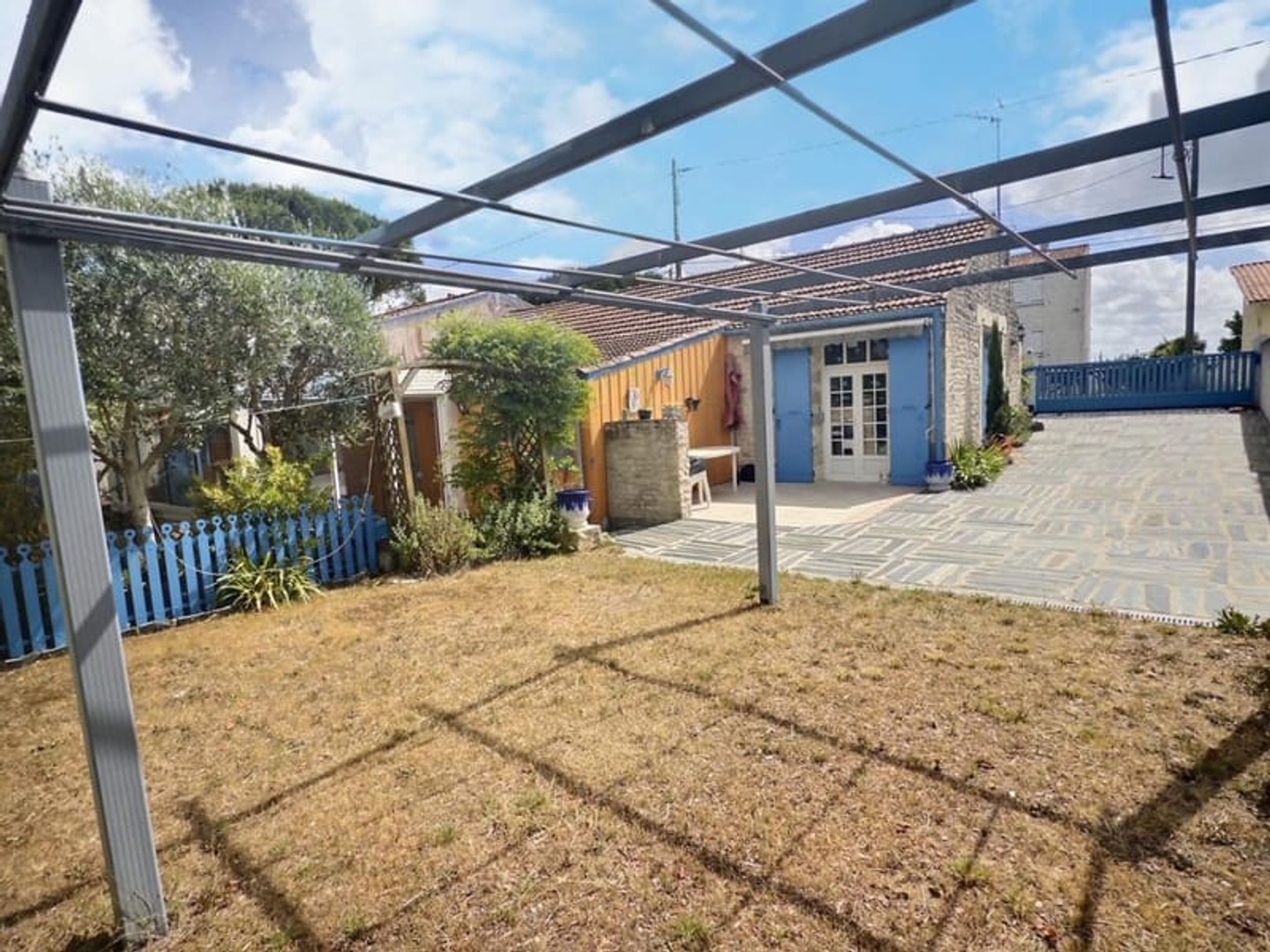 Immeuble à vendre - 5 pièces - 81m2 - Saint-Georges-D'o... (17190)