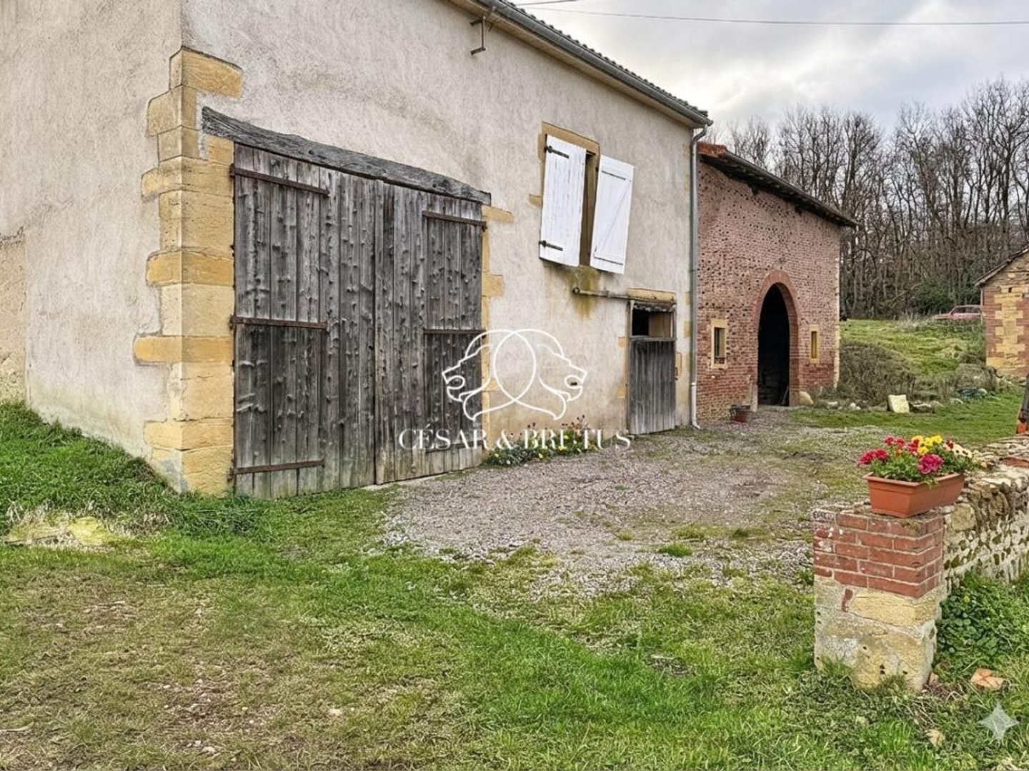 Maison à vendre - 6 pièces - 159m2 - Saint-Pierre-La-N... (42190)