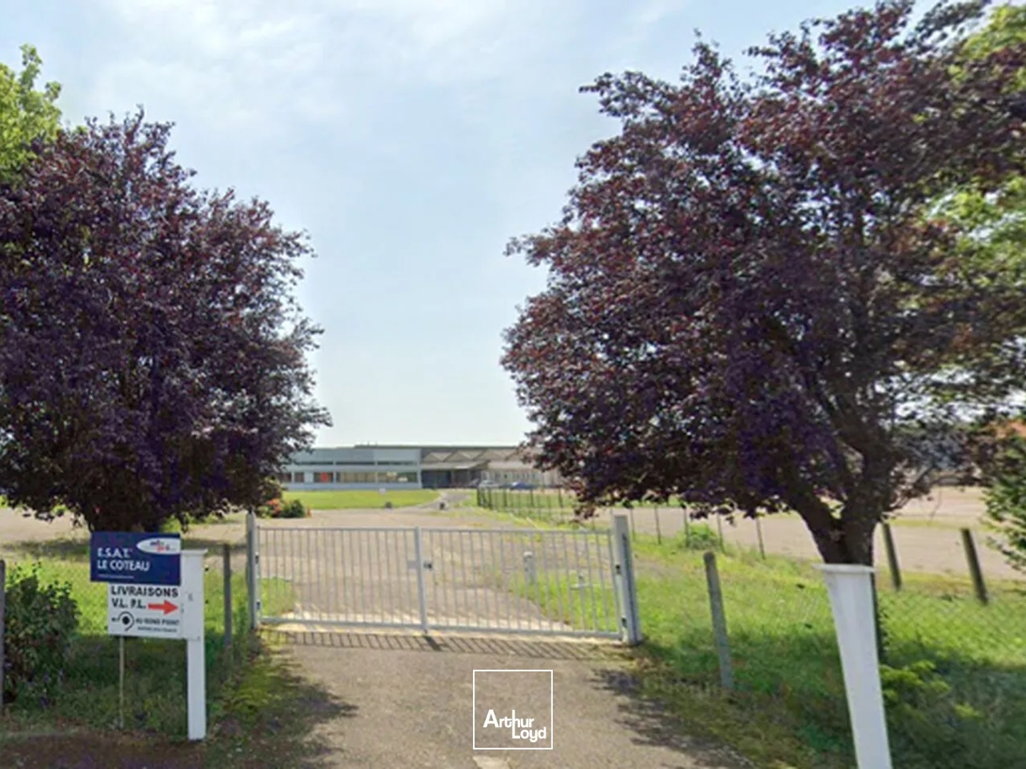 Locaux à vendre - 490m2 - Roanne (42300)