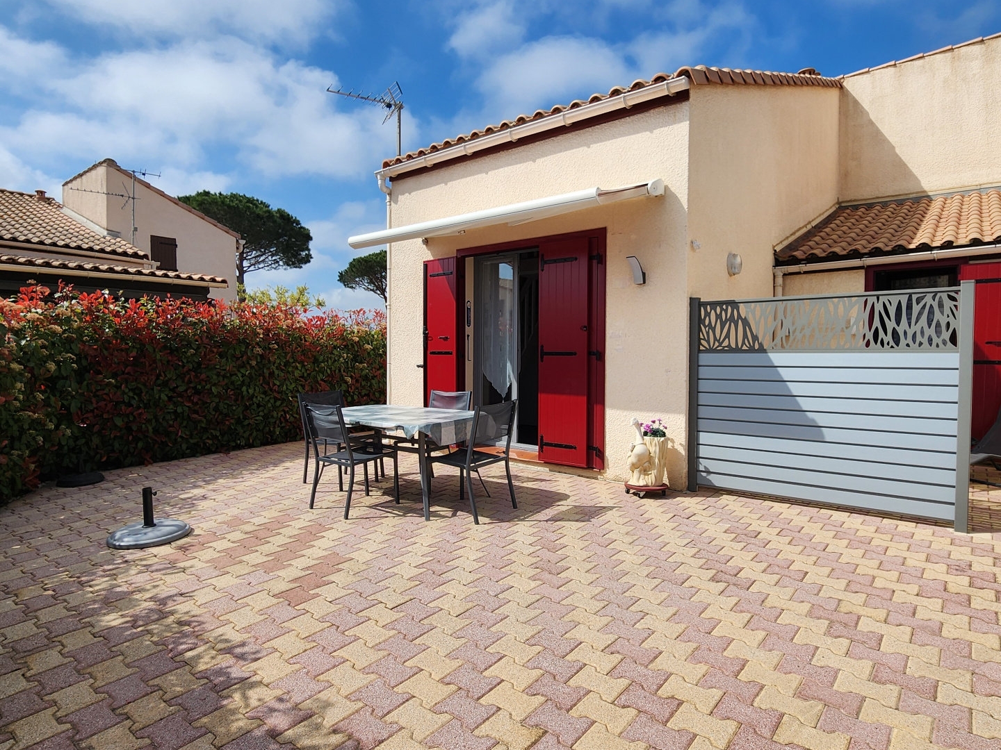 EXCLUSIVITE: SAINT-CYPRIEN PLAGE VILLA RENOVE AVEC 2 CHAMBRE