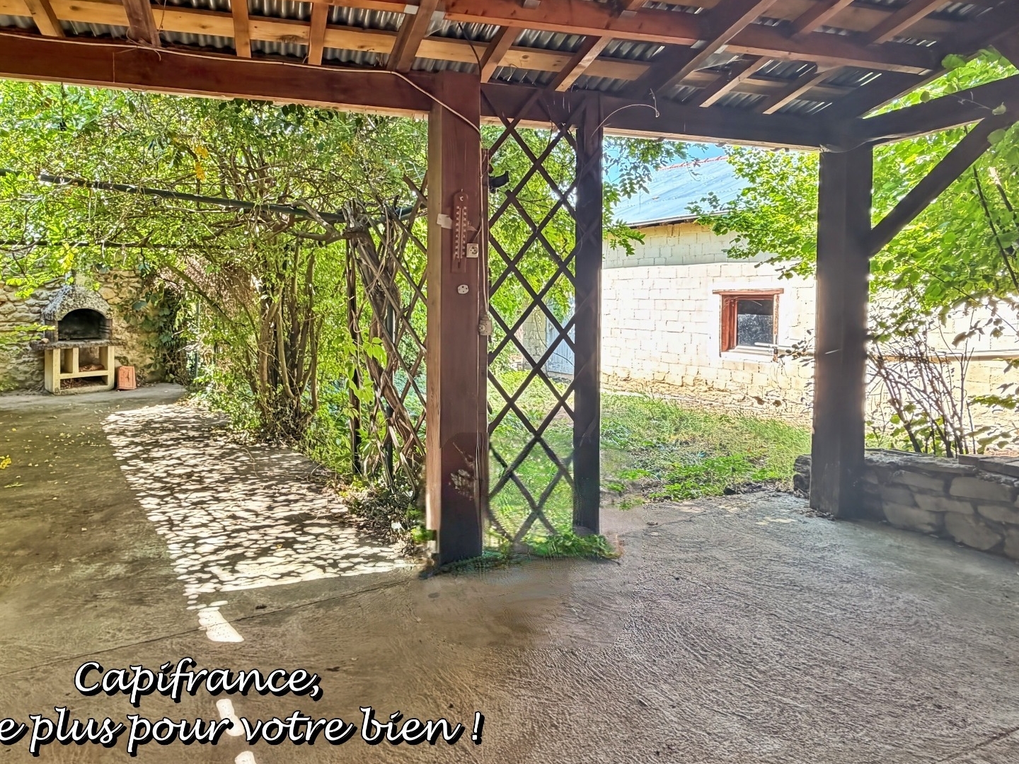 Maison à vendre - 10 pièces - 316m2 - La Clayette (71800)