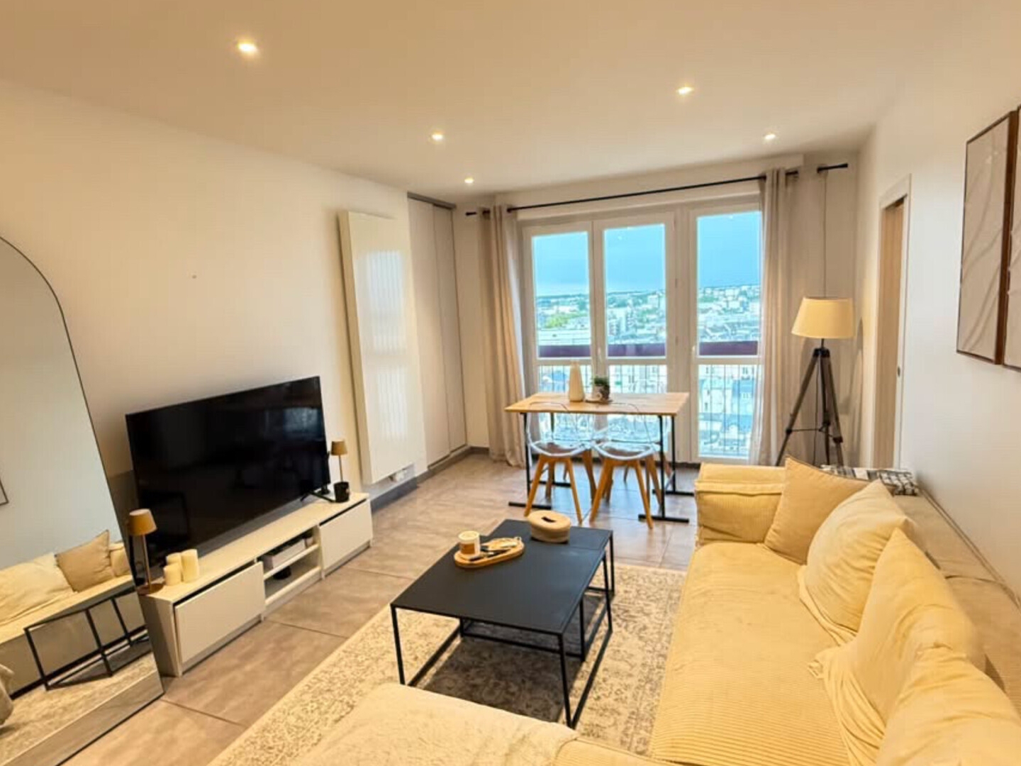 Appartement à vendre - 4 pièces - 77m2 - Le Mans (72000)