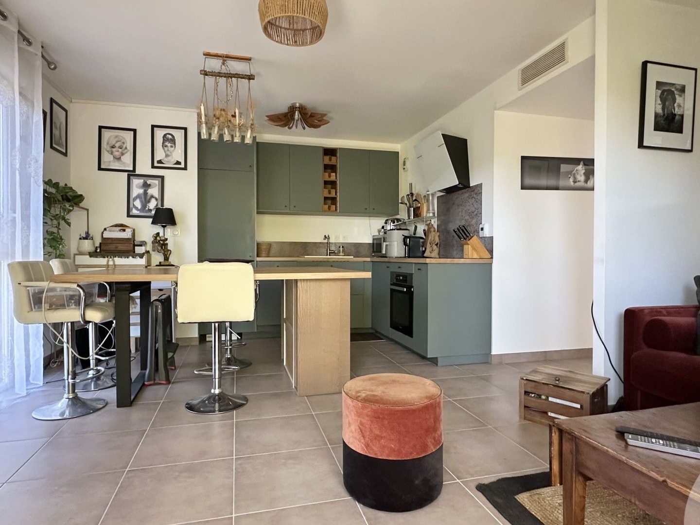 Appartement à vendre - 3 pièces - 60m2 - Saint-Cyr-Sur-Mer (83270)
