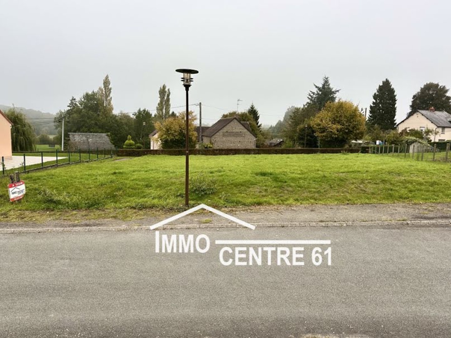 Terrain 761 m²
