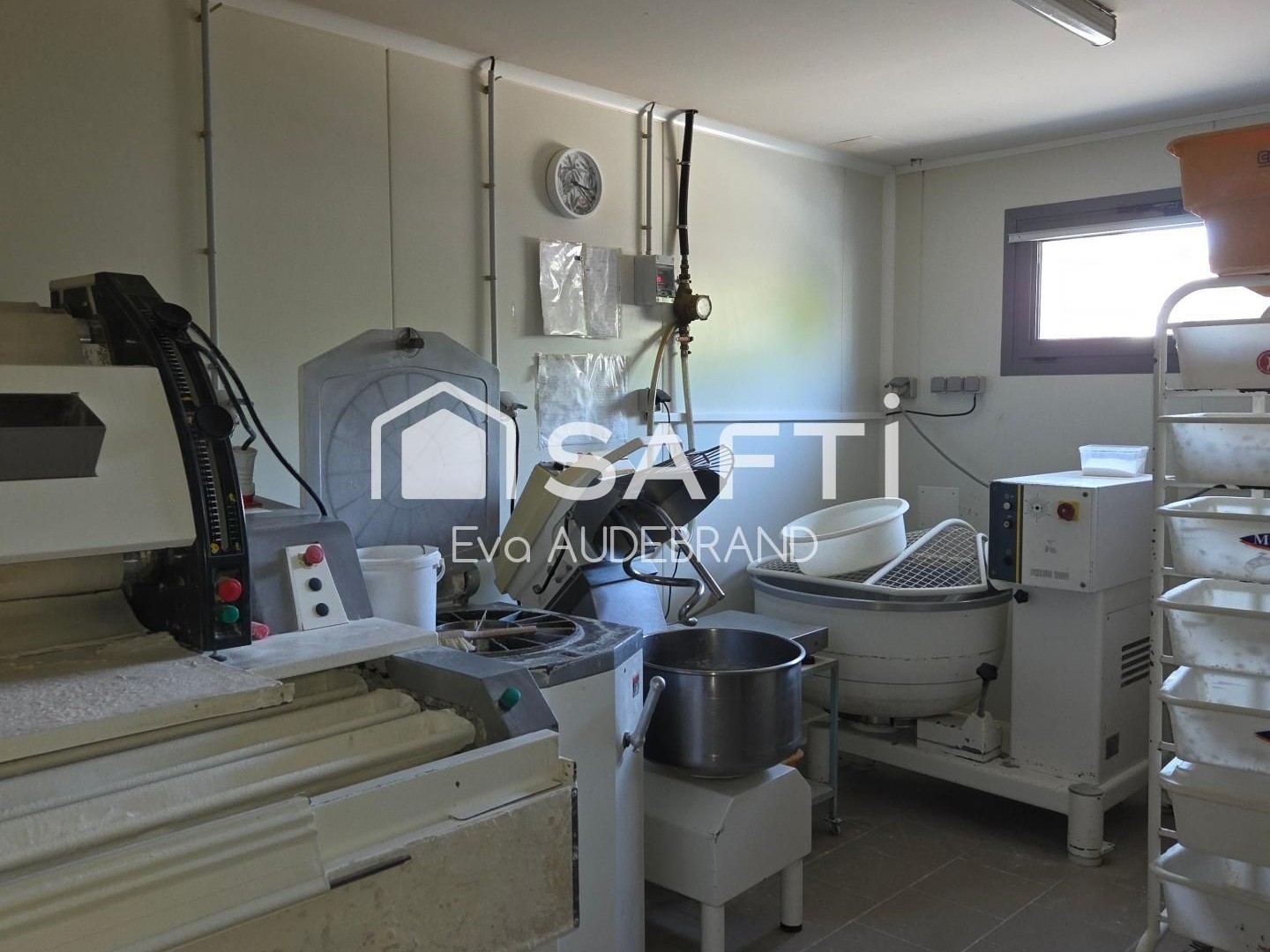 Bureaux à vendre - 250m2 - Niort (79000)